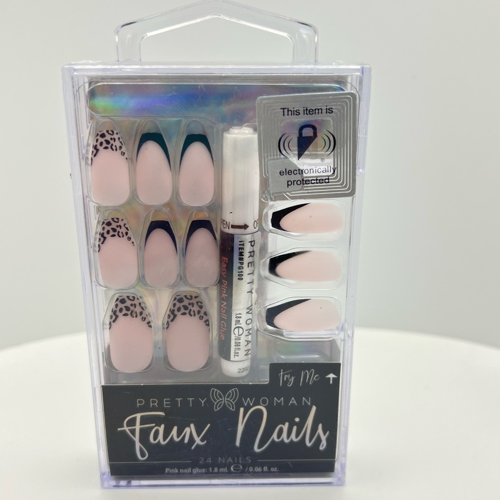 🦋$4 ~ Pretty Woman “Try Me” Faux Nails ~ Black & Design Press- on Nails ~ NEW